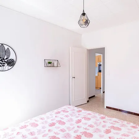 Bright Apartment For A Pleasant Stay In Hyeres Exterior photo